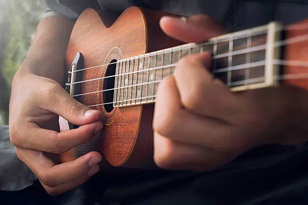ukulele lessons edmonton